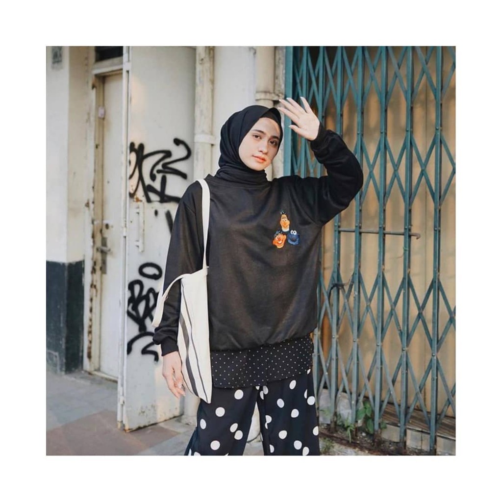 3 FACE SESAMES SWEATER WANITA - ATASAN LOGO ELMO PREMIUM