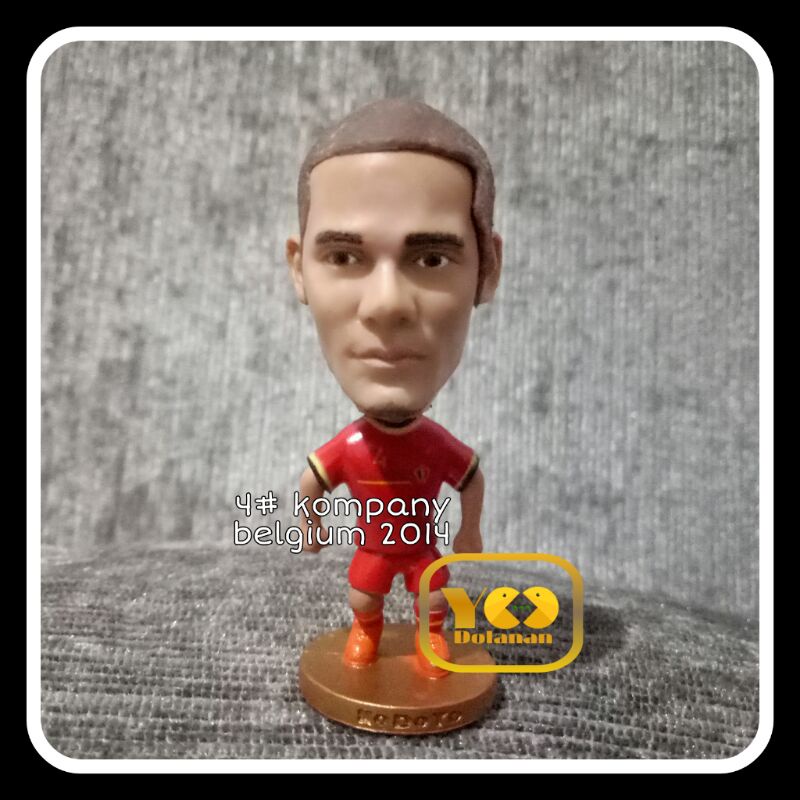 4# KOMPANY - BELGIA 2014 KODOTO SOCCERWE FIGURE PEMAIN BOLA