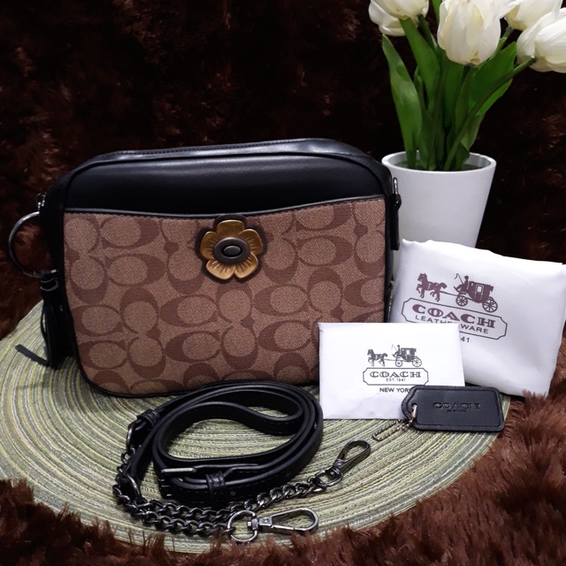 Tas Selempang Coach Bunga