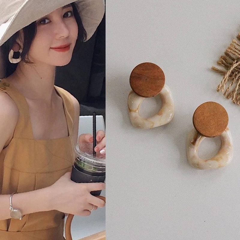 Anting Tusuk Retro Akrilik Vintage Stylish Marble Kayu Ala Korea Untuk Wanita