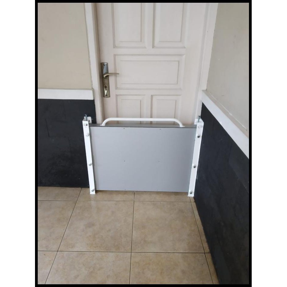 Pintu Anti Banjir (Pintu Penahan Air)