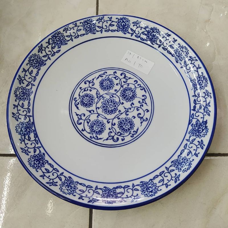Piring Makan Keramik Biru Putih diameter 20 cm/ Piring saji keramik kansai import
