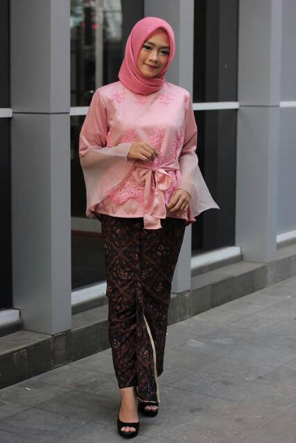 Blouse Hijab Tulle Bordir Wanita Soft Pink M L XL XXL