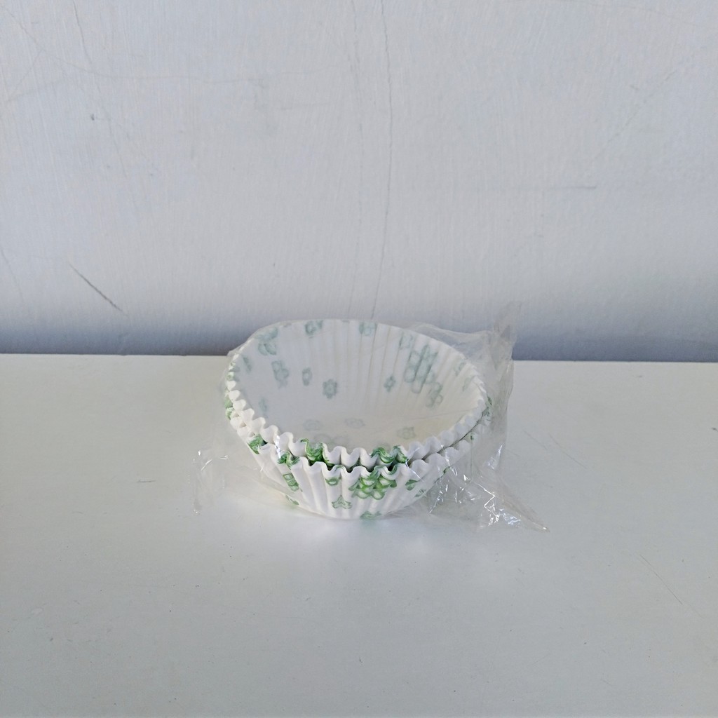 

Kertas Alas Roti / Kertas Cup Cake / Cake Case Size Medium