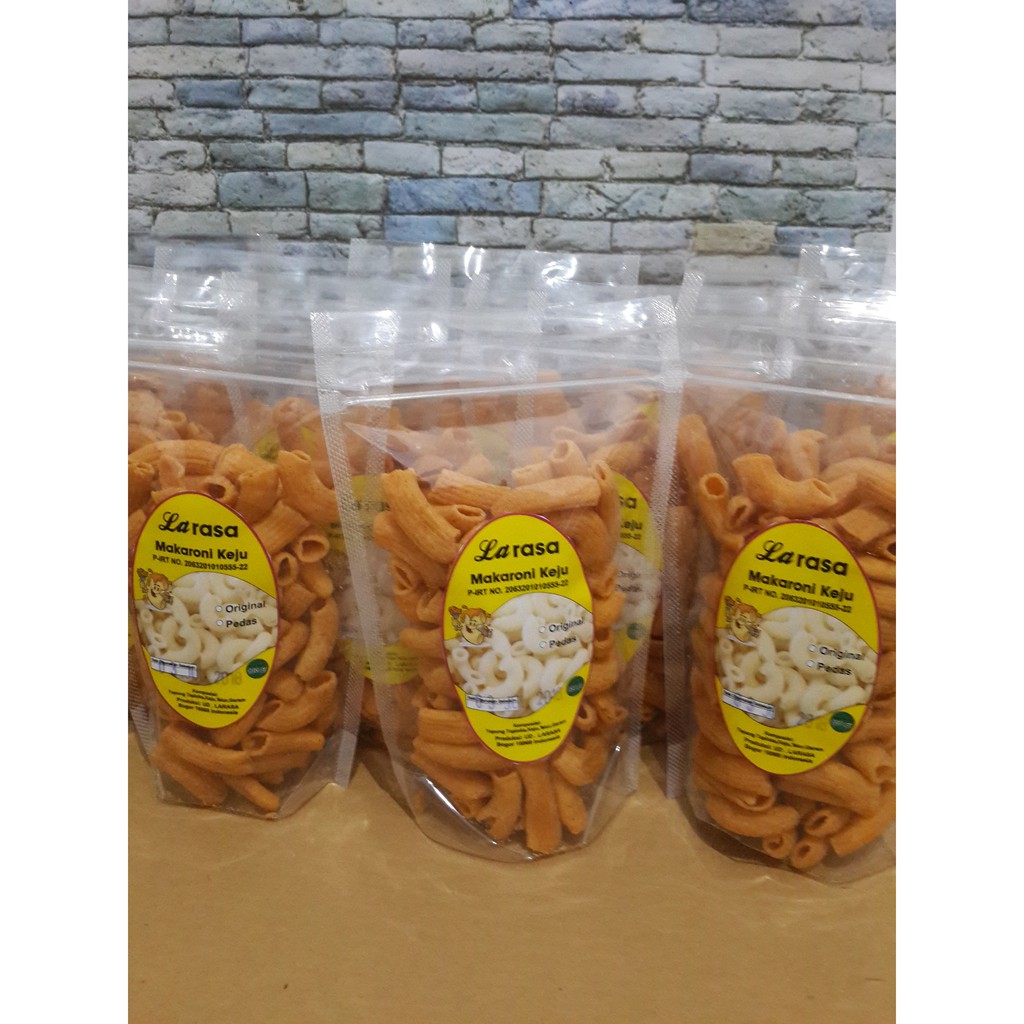 

La rasa Makaroni Keju rasa Pedas. Berat 100gr.