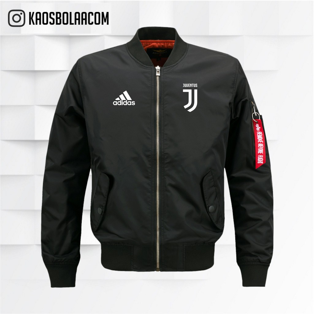 Jaket Bomber Juventus