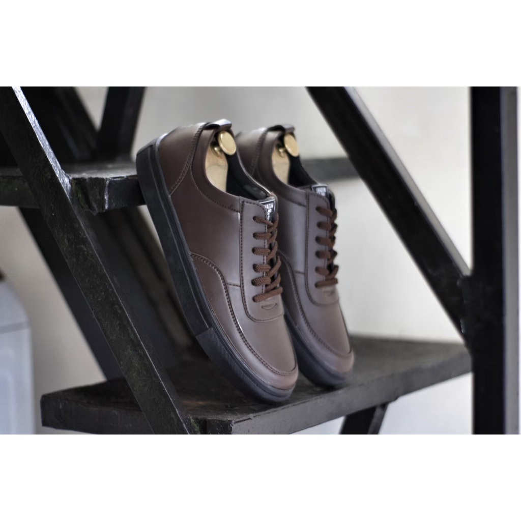 ROVER BROWN - Sneaker Kasual Pria Bahan Kulit Formal Santai - Bergaransi