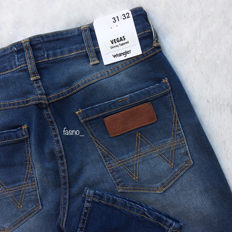 wrangler vegas skinny tapered jeans