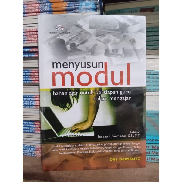 Jual ##BUKU MENYUSUN MODUL -BAHAN AJAR UNTUK PERSIAPAN GURU DALAM ...