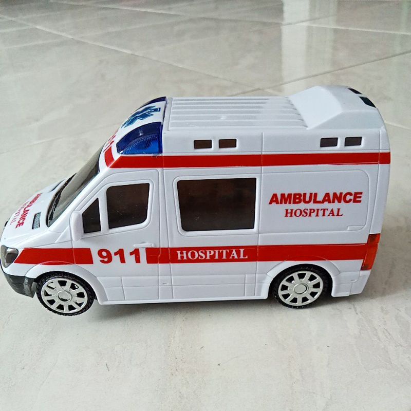 11016 - Mainan Mobil Ambulance Hospital / Ambulan Rumah Sakit 911 11016