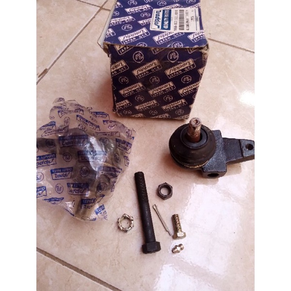 ball joint kijang doyok kotak buaya kf10 kf20 japan harga sepasang