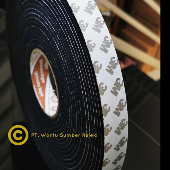 

♜ single tape Foam 3M hitam ( lebar 10 mm, tebal 5 mm,panjang 10 meter) ❄