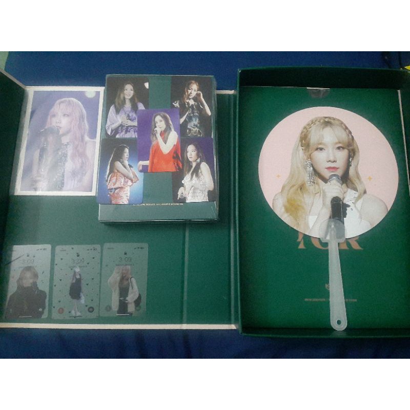 Taeyeon Photobook THE SIGNIFICATORS