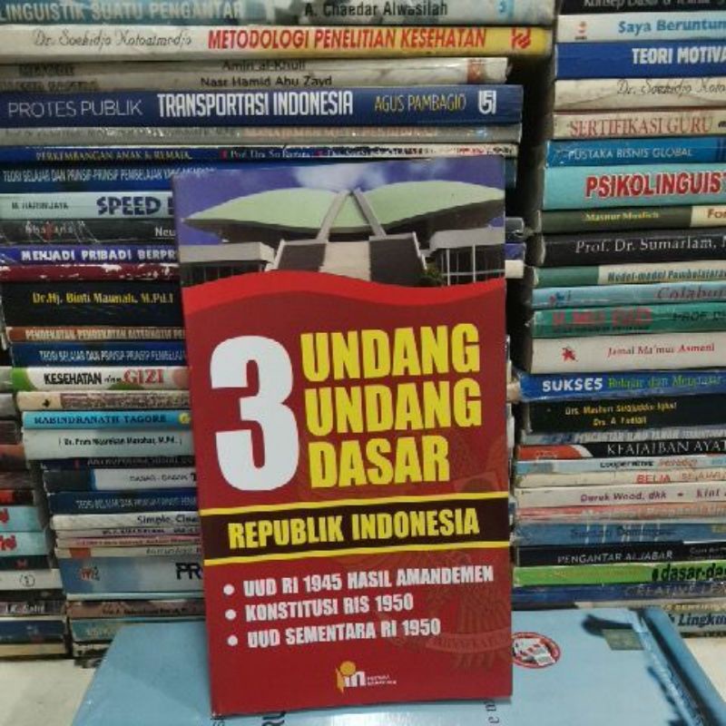 

Buku 3 Undang undang dasar Republik Indonesia