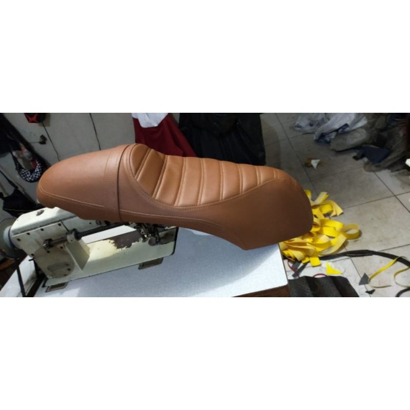 JOK MOTOR SCOOPY CAFERACER SEMI SINGLE SEAT CAVEIRO