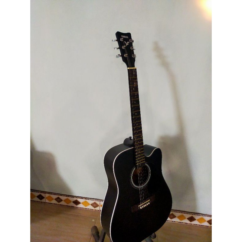 gitar akustik yamaha jumbo tanem besi rangka silang murah