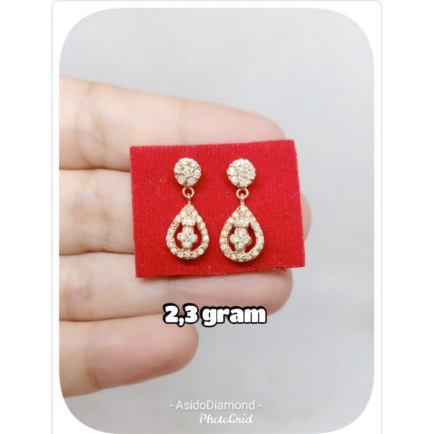 Berlian medan anting labu gantung.