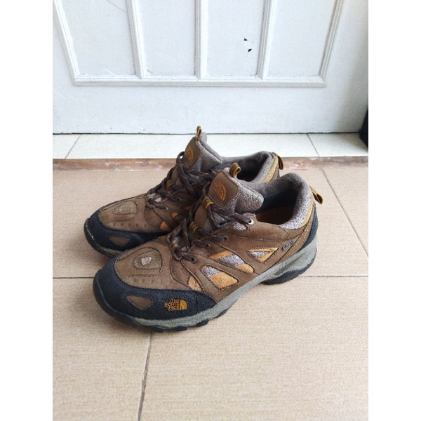 Sepatu Gunung Outdoor The North Face Goretex XCR