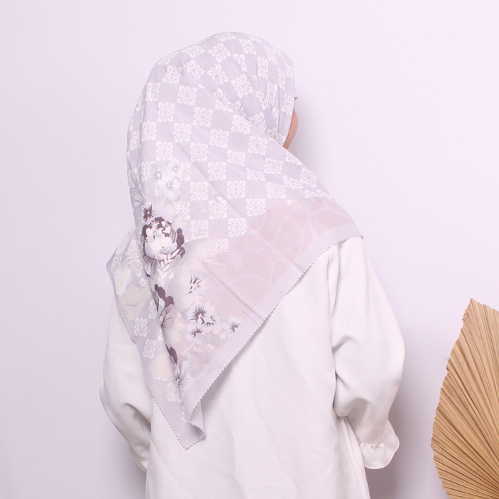 Jilbab Segiempat - Kerudung Segi Empat - Hijab Segi Empat Motif Voal Square JAMILA