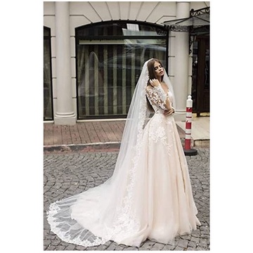 gaun pengantin ekor lengan panjang wedding dress