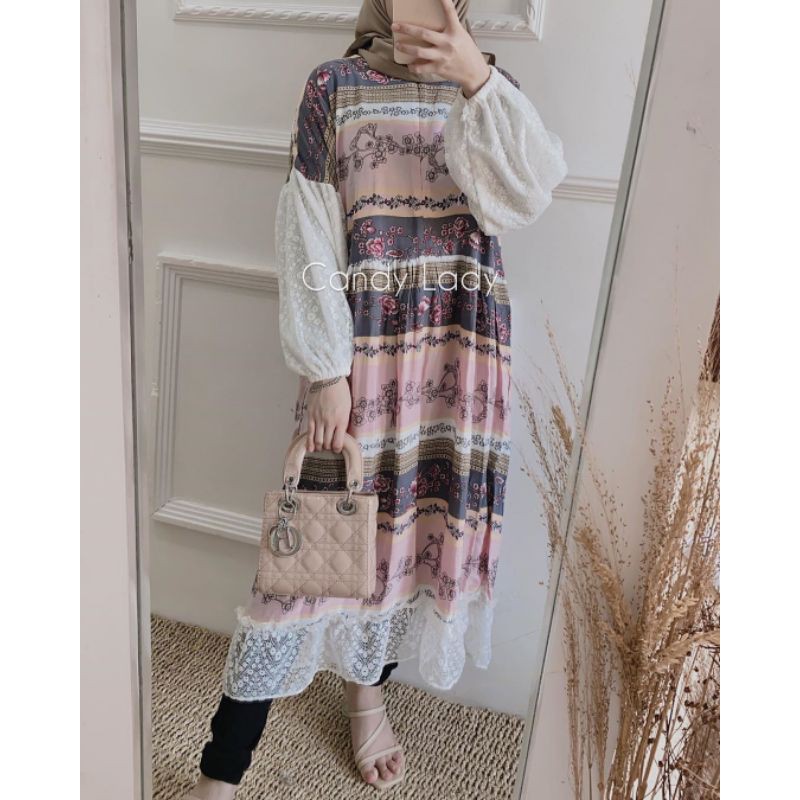 Reva Brocade Tunik by Candy Lady Store