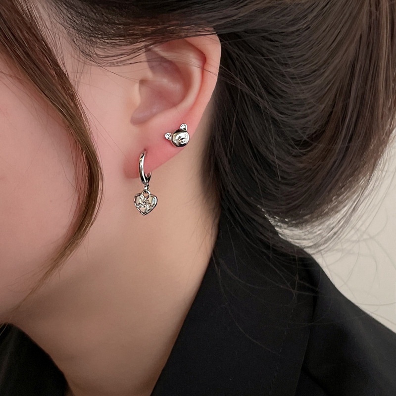 Set Anting Tusuk Kombinasi Bentuk Beruang / Hati Untuk Wanita