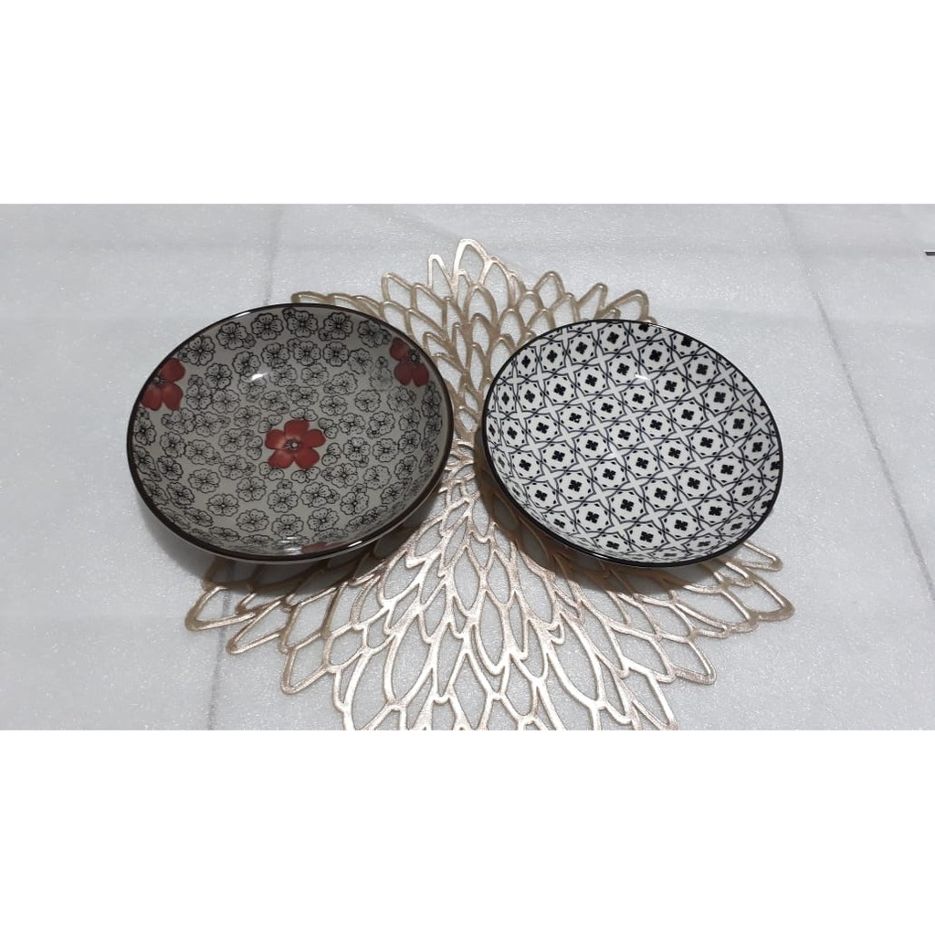 Piring Keramik Motif Bunga