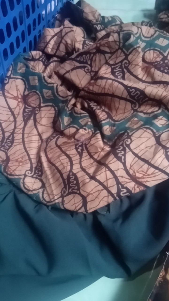 Maura Couple - Sania Ruffle Batik Couple Ori Ndoro Jowi Garansi Termurah Shopee - Kebaya Couple 2728