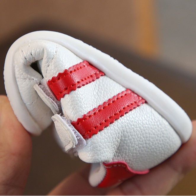 1806- Sepatu kets bayi / sepatu olahraga anak import motif stripes