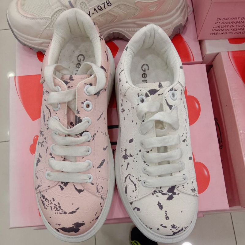 sneakers shoes by genny
