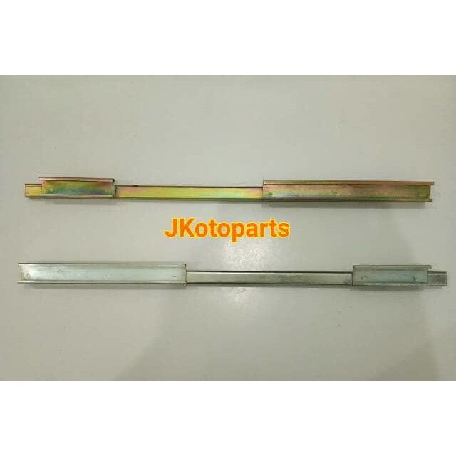 Dudukan Kaca Pintu Depan L300 Diesel Bensin