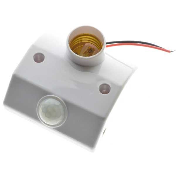 Fitting Lampu Bohlam Socket E27 dengan Infrared Motion Sensor