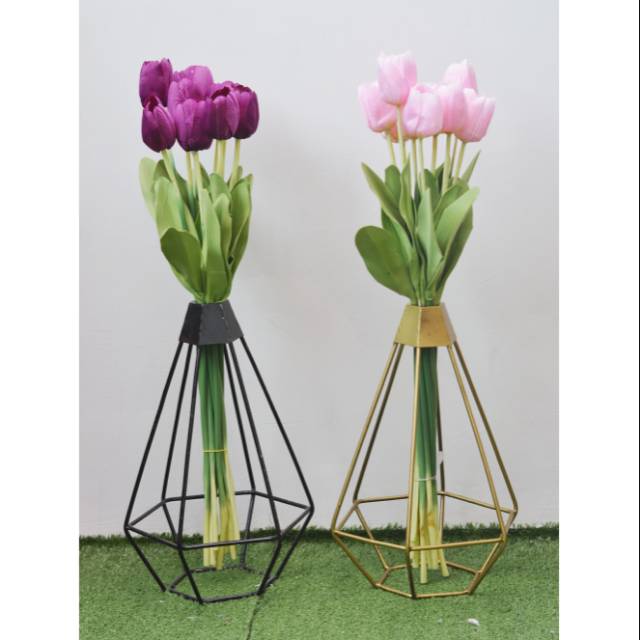 Vas bunga besi unik/ vas bunga geometric