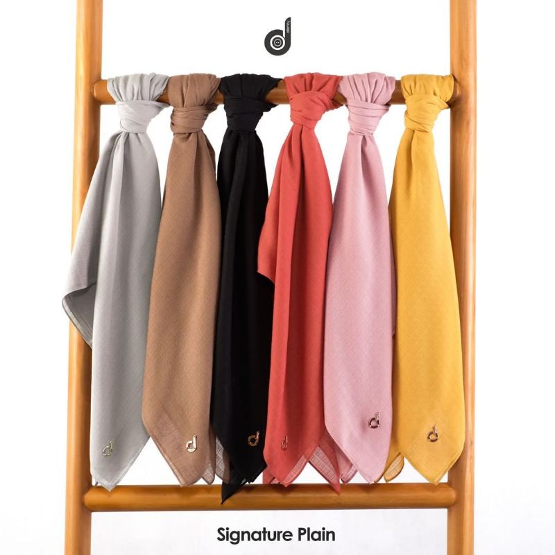 HIJAB DEENAY POLOS SIGNATURE PLAIN