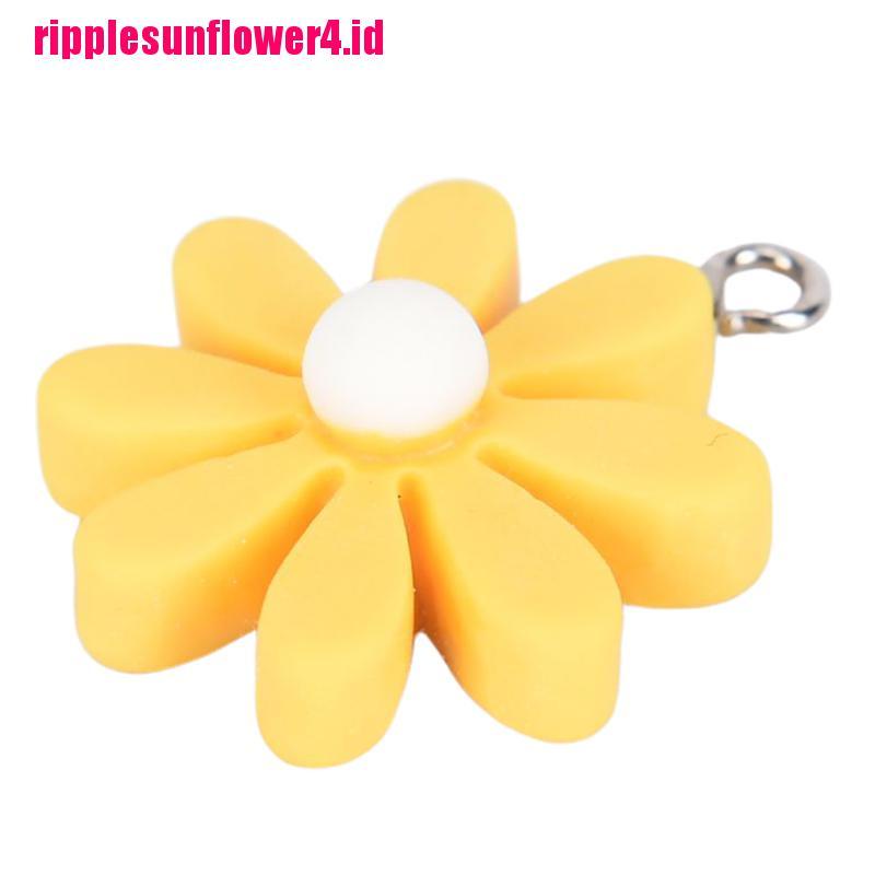 10pcs / set Liontin Bunga Matahari Daisy Kecil Bahan Resin Untuk Membuat Perhiasan DIY