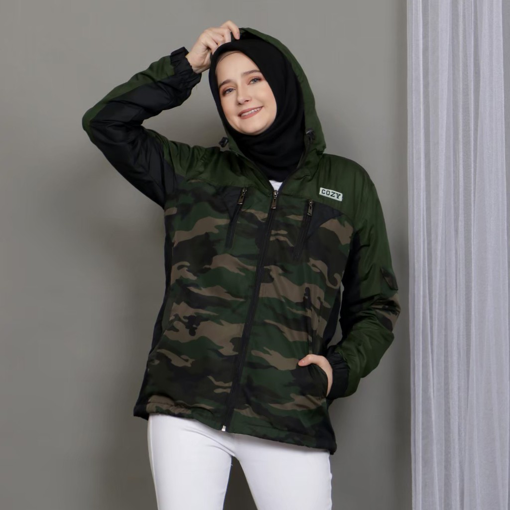 Jaket Parasut Wanita AMZ Cozy No Limit / Jaket gunung / Jaket Waterproof