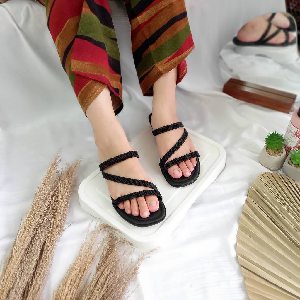 Angelica sandals Tali Kepang Flat Sandal by aleamissu