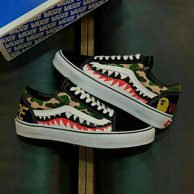 TERMURAH SNEAKERS / SEPATU PRIA VANS OLDSKOLL BAPE