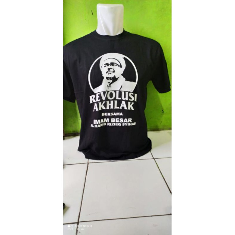 T-SHIRT KAOS REVOLUSI AHLAK