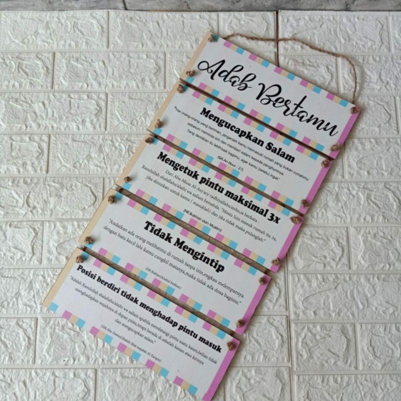 HIASAN DINDING 5SUSUN ADAB BERTAMU