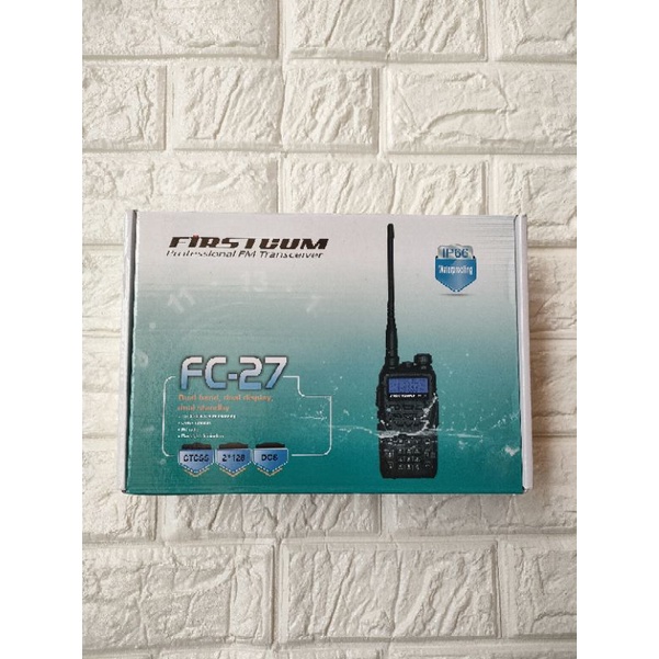 HT Firstcom FC 27 Dual Band VHF/UHF Garansi 1 Tahun Walkie talkie / H T Fistcom FC27 DualBand Handy talky / Hate FC-27 Dual-band Radio Komunikasi Walky talky Handie talkie