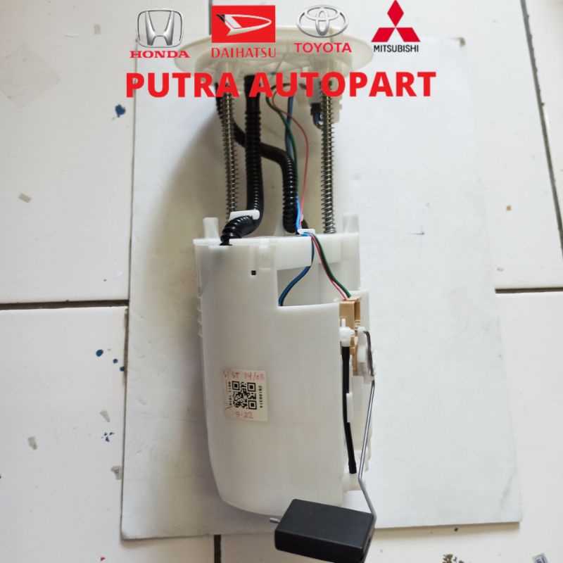 rotak / fuel pump innova reborn bensin 77020-0K040  original toyota