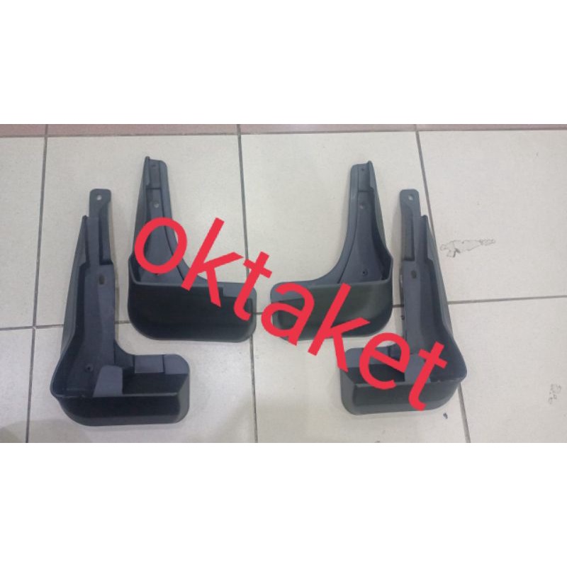 mudguard / karpet lumpur Toyota Raize 2021 2022 Tipe GR