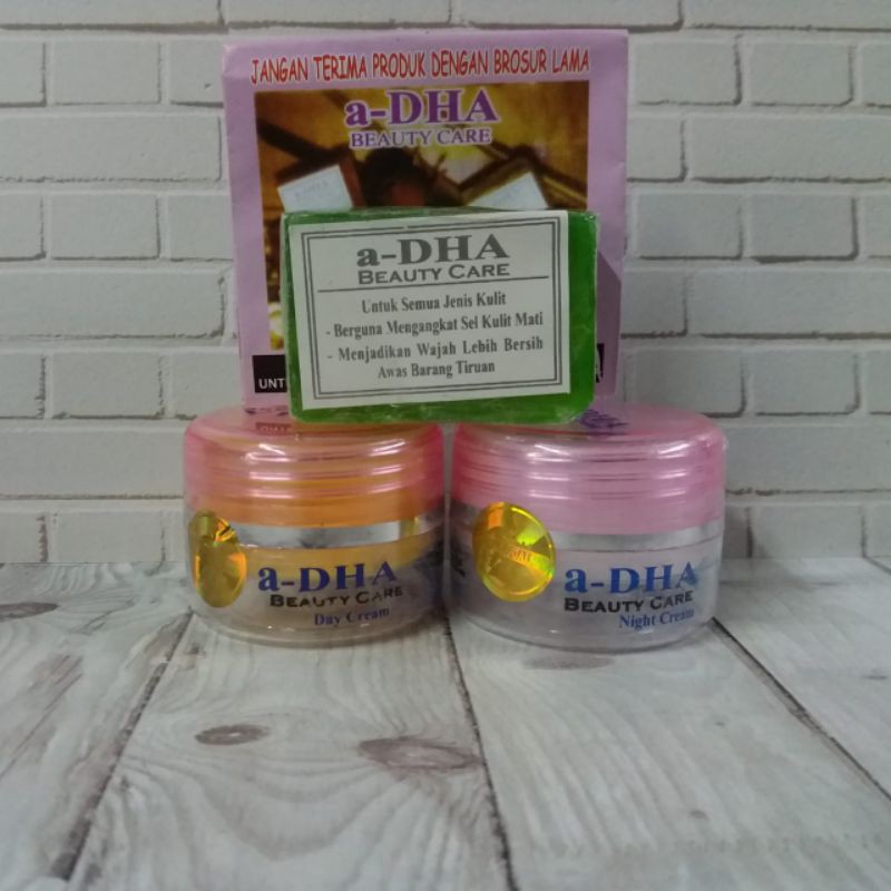 PAKET PERAWATAN WAJAH CREAM a DHA PINK &amp; HIJAU BERHOLGRAM