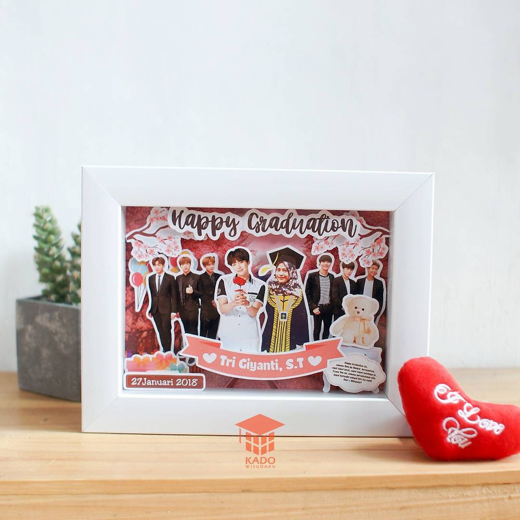 Scrapframe Foto 3D Pigura Kado Wisuda Ultah Anniversary Kekinian Scrapframe Foto 3D Pigura Kado Wisuda Ultah Anniversary Kekinian