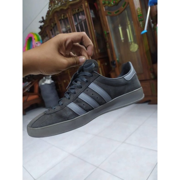 Adidas Broomfield 6363