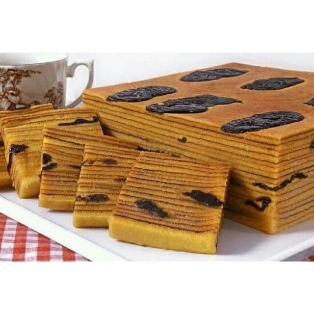 

Kue lapis rasa plum