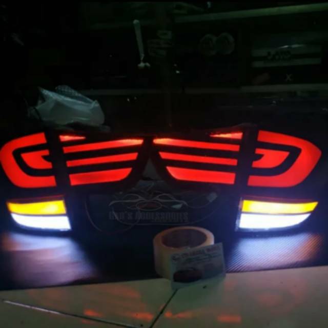 Aksesoris Variasi Mobil Stoplamp Variasi Honda Mobilio LampuBelakang Variasi Custom Stoplamp mobilio