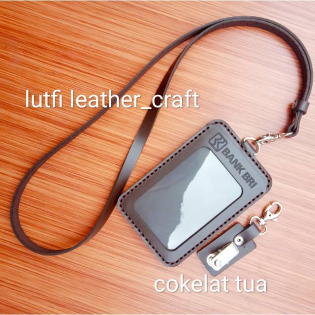 

NAME TAG KULIT CUSTOM NAMA DAN LOGO PERUSAHAAN