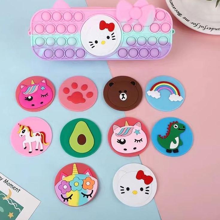 

Dijamin Miring harga.. KOTAK PENSIL POP IT KARAKTER KOTAK PENSIL POP IT PELANGI DAN MAKARON